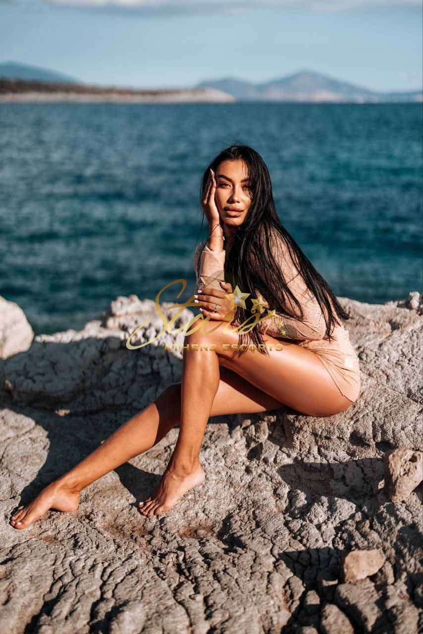 MOLDAVIAN-ESCORT-GIRL-ANNA-1TH